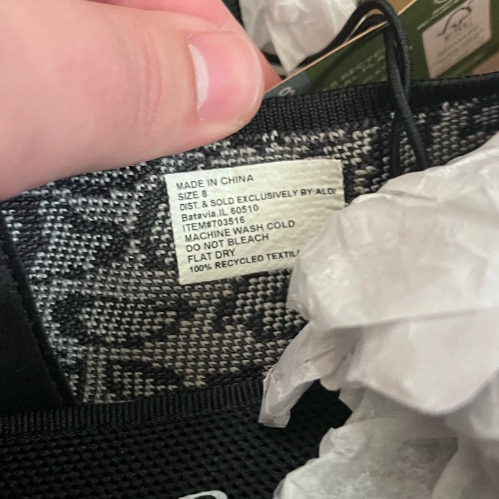 🥿 NIB Serra Ladies Recycled Material Flats, Black Grey Snakeskin Pattern, Size 8 - Picture 6 of 7
